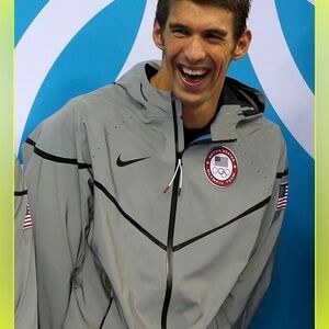 NWT Nike Windrunner Olympic jacket size XL